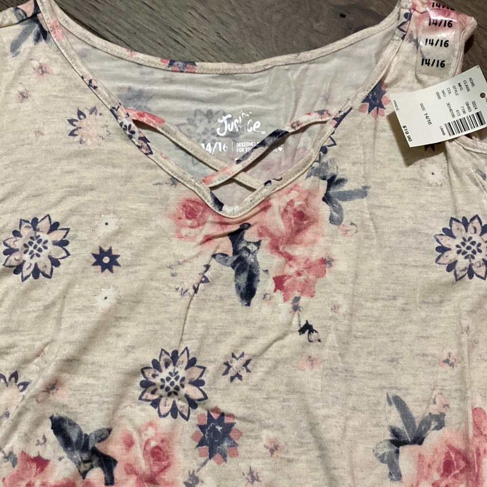 Girls Justice long sleeve floral T-Shirt long sleeve with shoulder cutouts 14/16